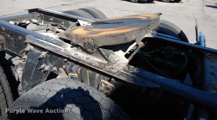 image for item GH9019 2014 Freightliner Cascadia 125 semi truck