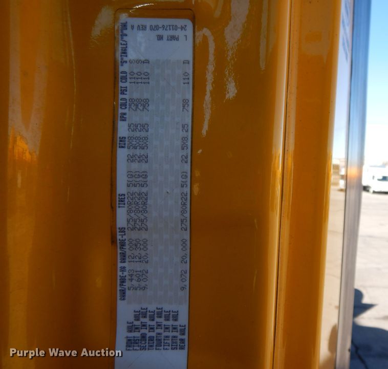 image for item GH9019 2014 Freightliner Cascadia 125 semi truck