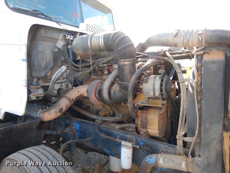 image for item GK9165 1991 Freightliner FLD semi truck