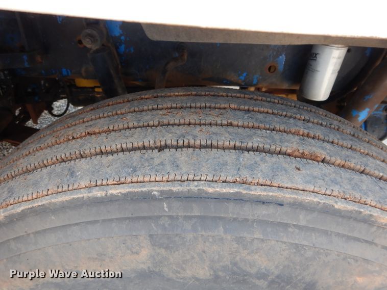 image for item GK9165 1991 Freightliner FLD semi truck