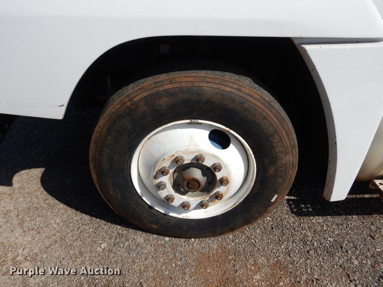 image for item GK9165 1991 Freightliner FLD semi truck