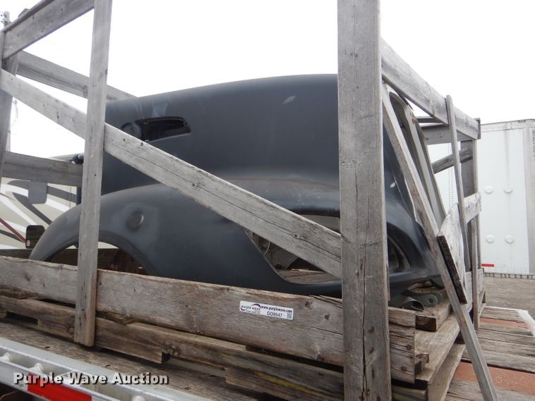 image for item GO9547 Kenworth T660 steel hood