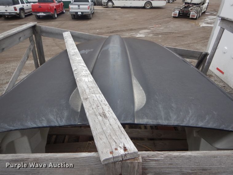 image for item GO9547 Kenworth T660 steel hood