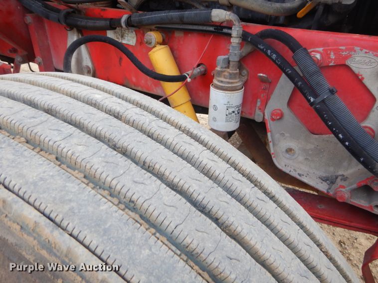 image for item GO9976 2000 Peterbilt 378 semi truck