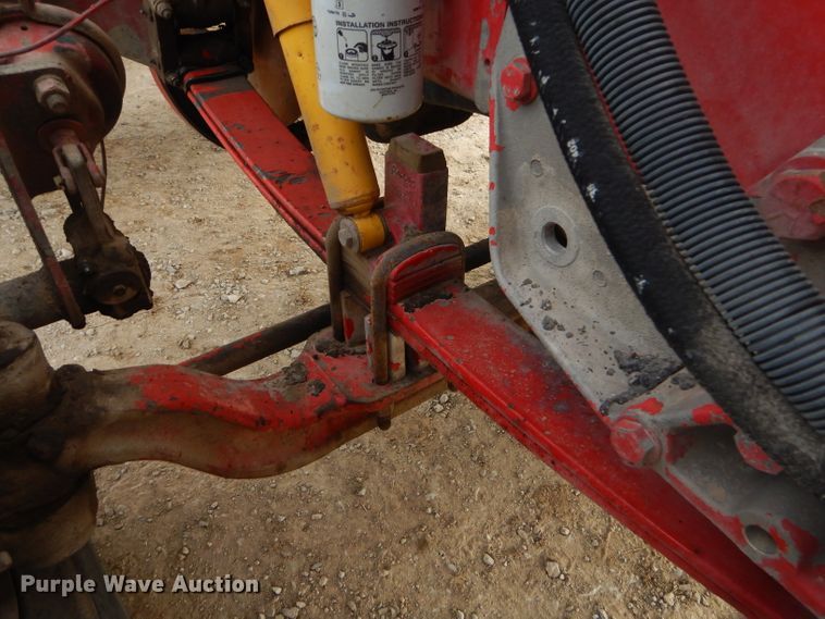 image for item GO9976 2000 Peterbilt 378 semi truck