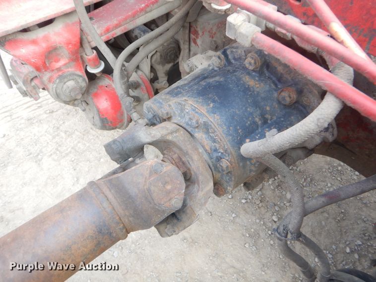 image for item GO9976 2000 Peterbilt 378 semi truck