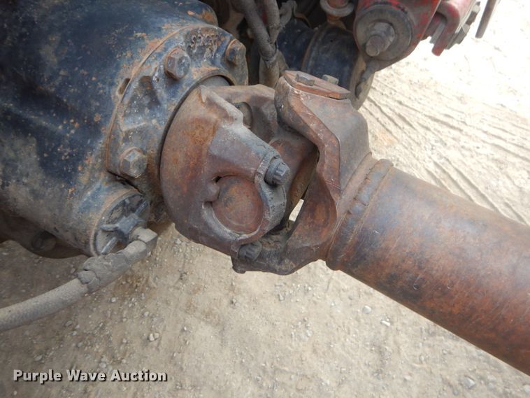 image for item GO9976 2000 Peterbilt 378 semi truck