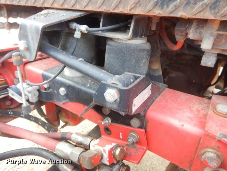 image for item GO9976 2000 Peterbilt 378 semi truck