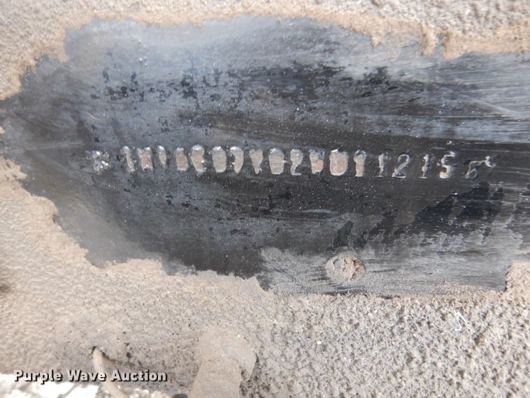 image for item GW9610 2002 Mack CX semi truck