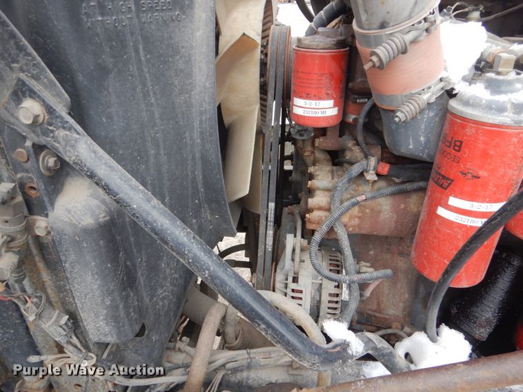 image for item GW9611 1995 Mack CH613 semi truck