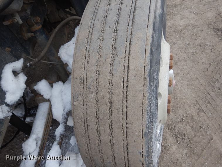 image for item GW9611 1995 Mack CH613 semi truck