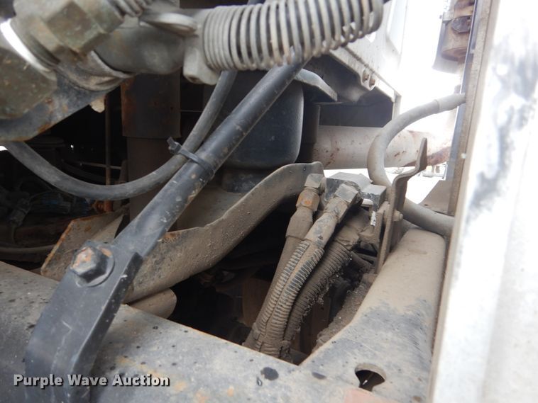 image for item GW9612 1999 Mack CH613 semi truck