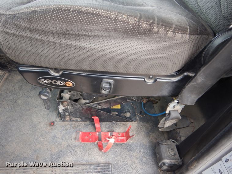 image for item GW9612 1999 Mack CH613 semi truck