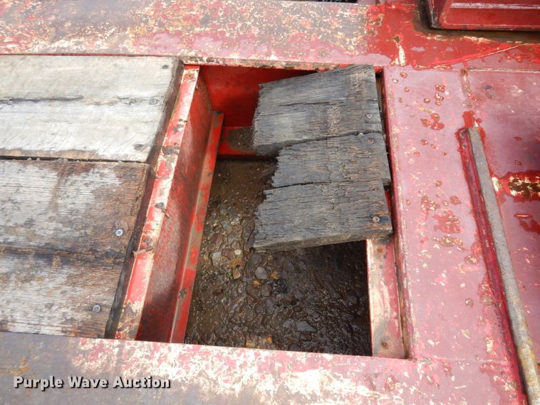 image for item GX9991 2003 Entyre Blackhawk lowboy equipment trailer