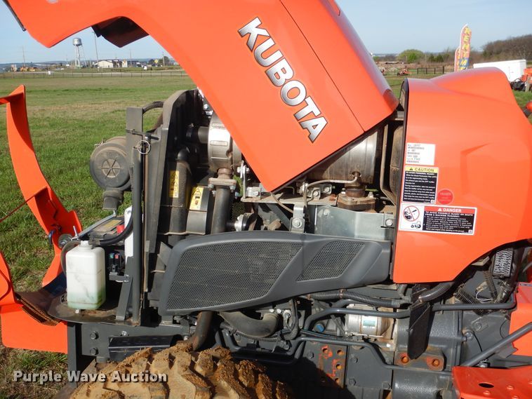 image for item ES9539 2016 Kubota L3301D MFWD tractor