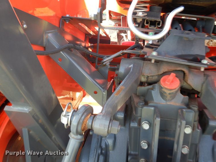 image for item ES9539 2016 Kubota L3301D MFWD tractor