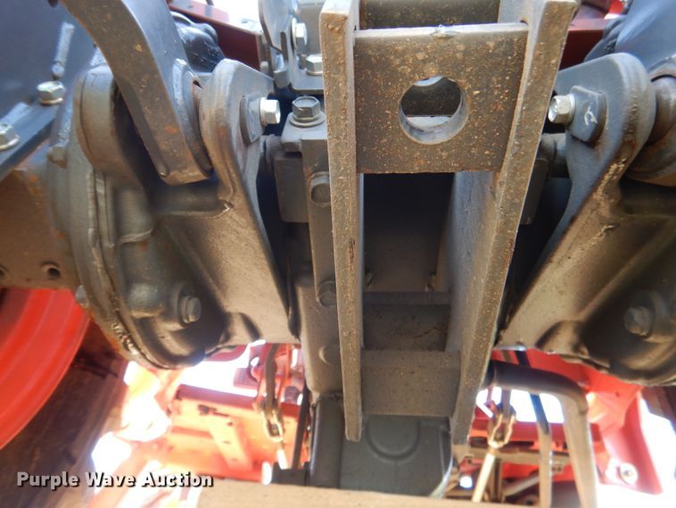 image for item ES9539 2016 Kubota L3301D MFWD tractor