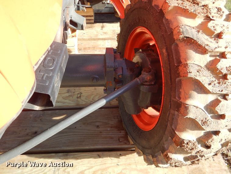 image for item ES9539 2016 Kubota L3301D MFWD tractor