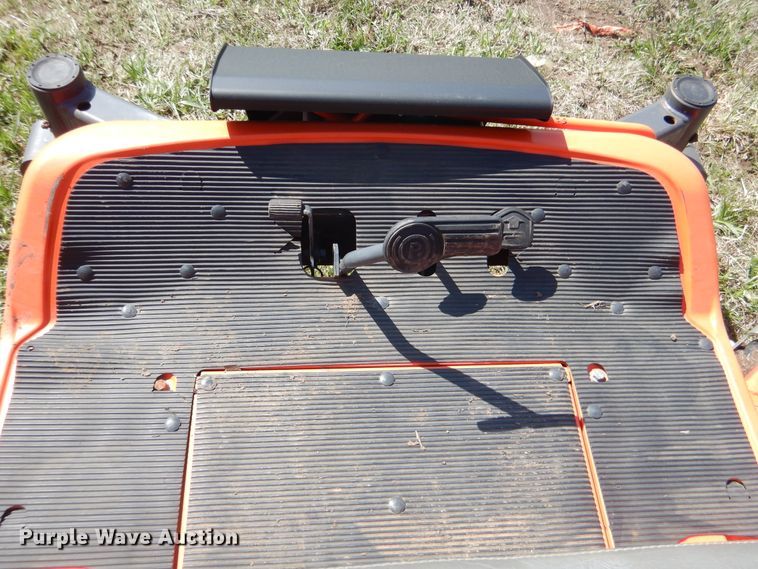 image for item ES9545 Kubota ZD331 ZTR lawn mower