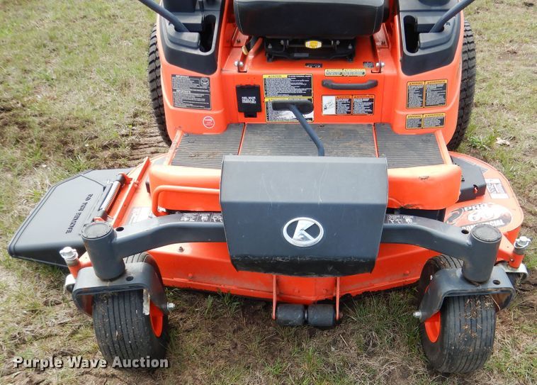 image for item ES9546 2013 Kubota ZD331 ZTR lawn mower