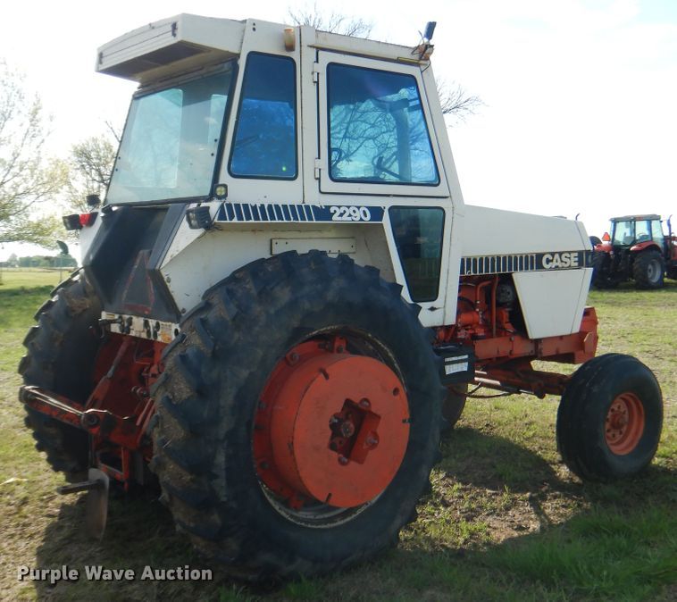 image for item ES9548 1980 Case 2290 tractor