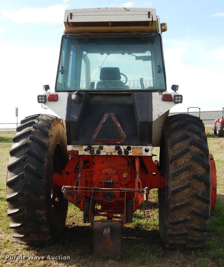 image for item ES9548 1980 Case 2290 tractor
