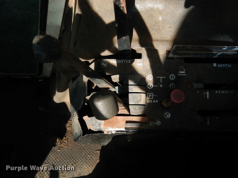 image for item ES9548 1980 Case 2290 tractor