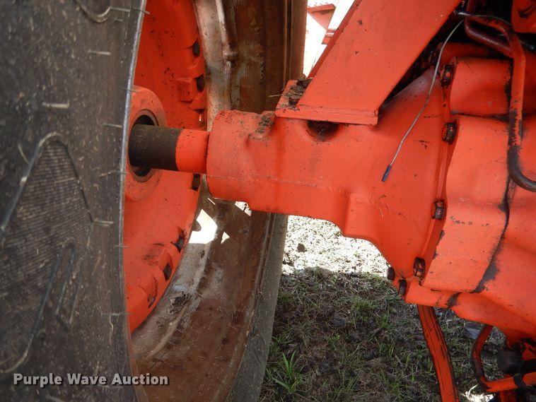 image for item ES9548 1980 Case 2290 tractor