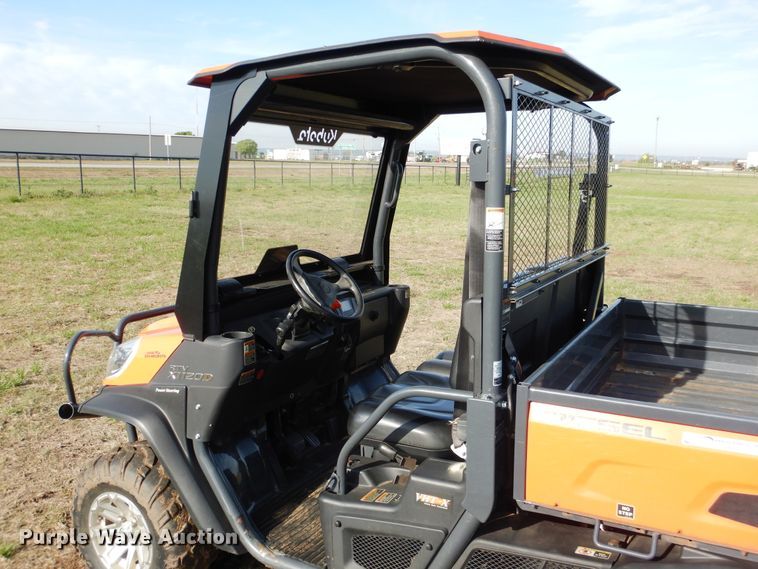 image for item ES9550 2014 Kubota RTV-X1120D utility vehicle