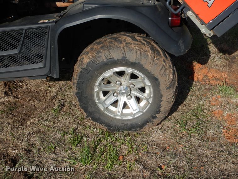 image for item ES9550 2014 Kubota RTV-X1120D utility vehicle