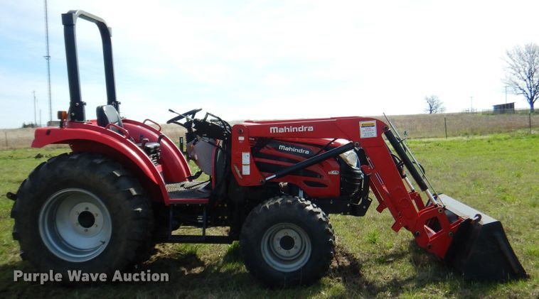 image for item ES9551 2014 Mahindra 2555 MFWD tractor