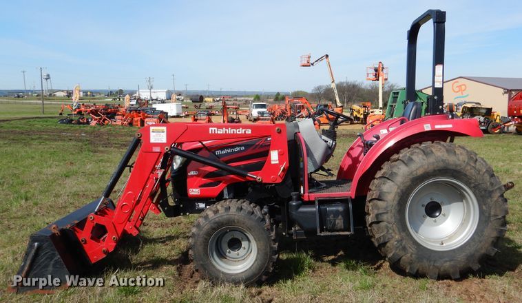 image for item ES9551 2014 Mahindra 2555 MFWD tractor