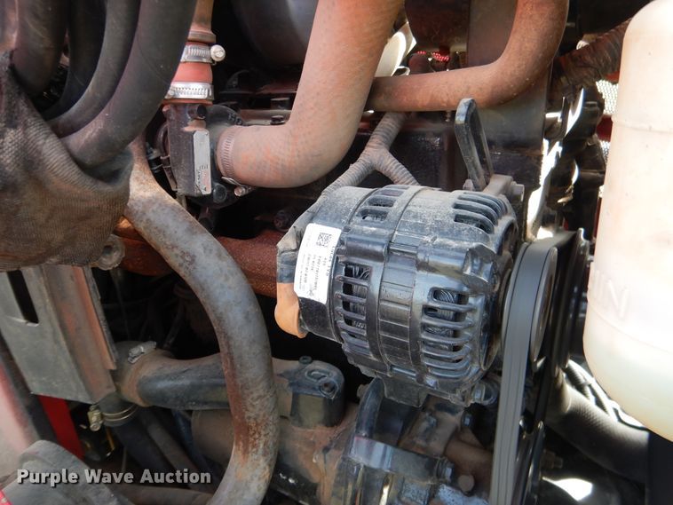 image for item ES9551 2014 Mahindra 2555 MFWD tractor