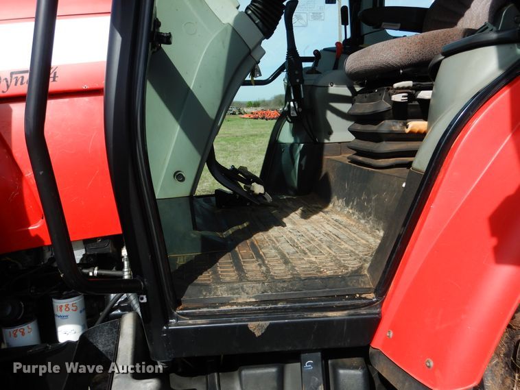 image for item ES9553 2009 Massey-Ferguson 5475 MFWD tractor