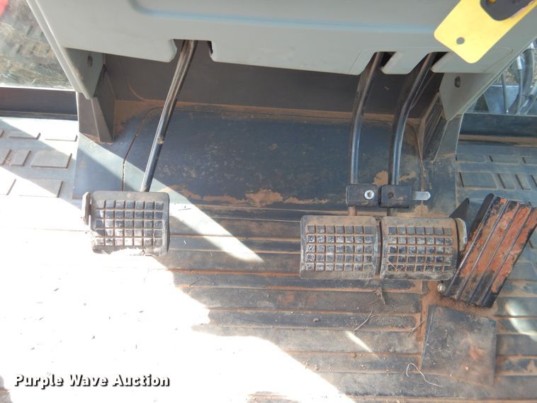 image for item ES9553 2009 Massey-Ferguson 5475 MFWD tractor