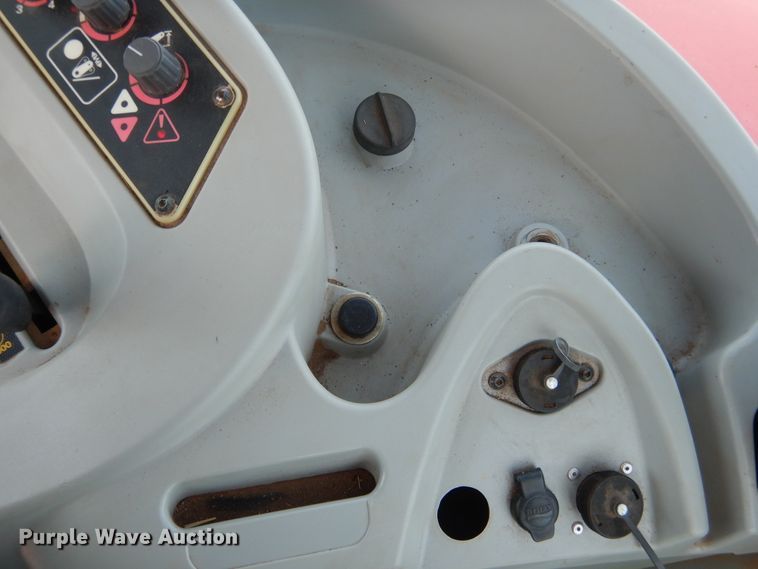 image for item ES9553 2009 Massey-Ferguson 5475 MFWD tractor