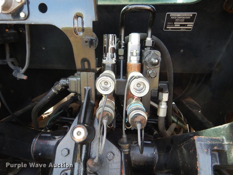 image for item ES9553 2009 Massey-Ferguson 5475 MFWD tractor