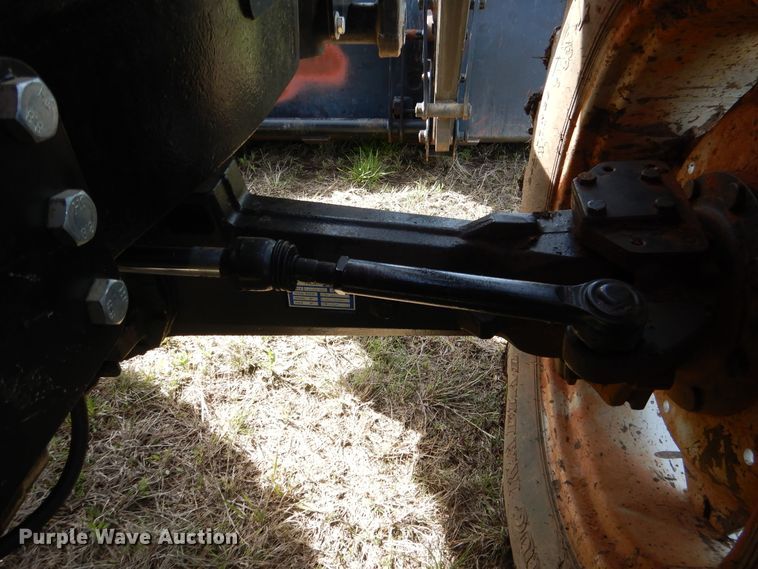 image for item ES9553 2009 Massey-Ferguson 5475 MFWD tractor