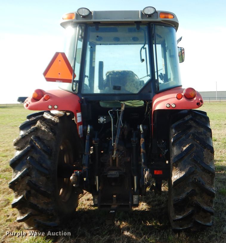 image for item ES9554 2004 Massey-Ferguson 5445 tractor