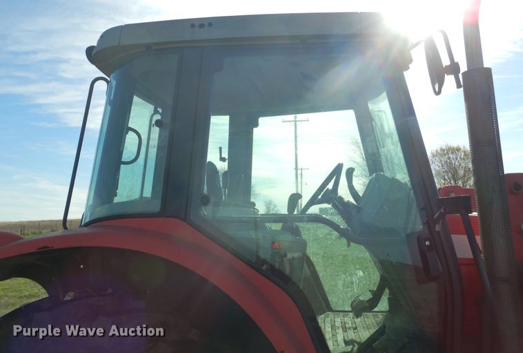 image for item ES9554 2004 Massey-Ferguson 5445 tractor