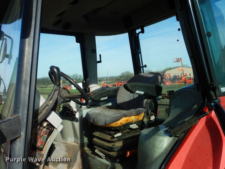 image for item ES9554 2004 Massey-Ferguson 5445 tractor