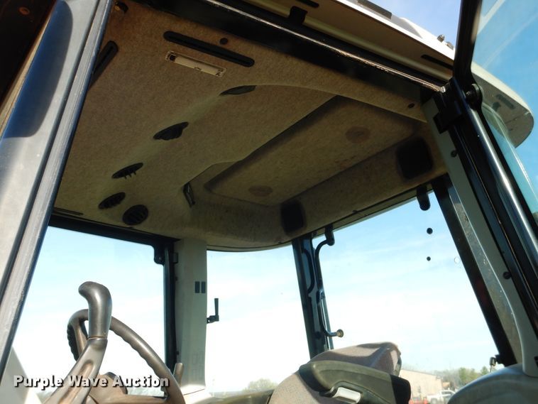 image for item ES9554 2004 Massey-Ferguson 5445 tractor