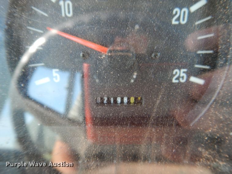 image for item ES9554 2004 Massey-Ferguson 5445 tractor