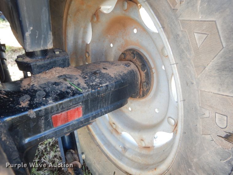 image for item ES9554 2004 Massey-Ferguson 5445 tractor