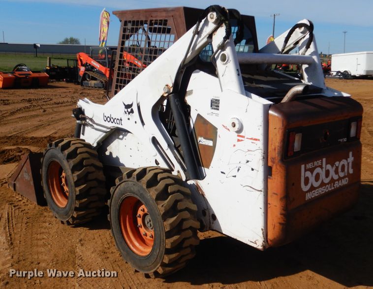 image for item ES9555 1999 Bobcat 873  skid steer loader