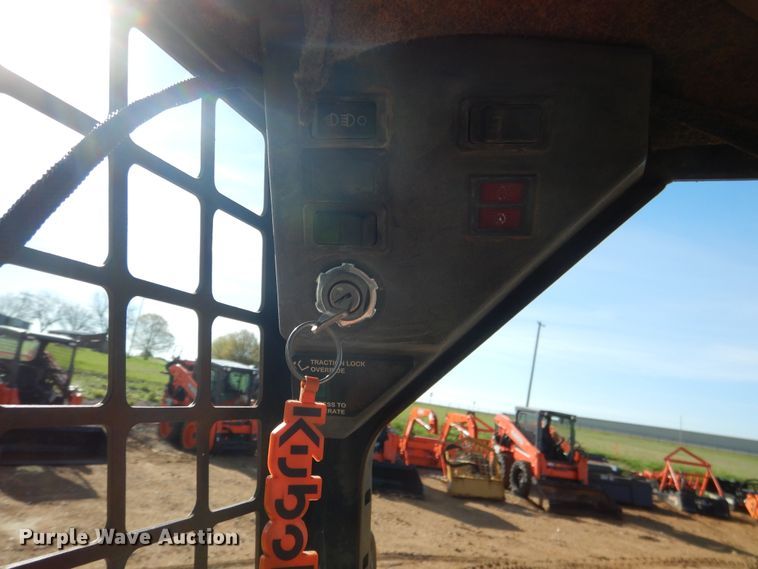 image for item ES9555 1999 Bobcat 873  skid steer loader