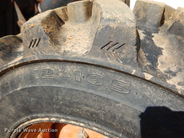 image for item ES9555 1999 Bobcat 873  skid steer loader