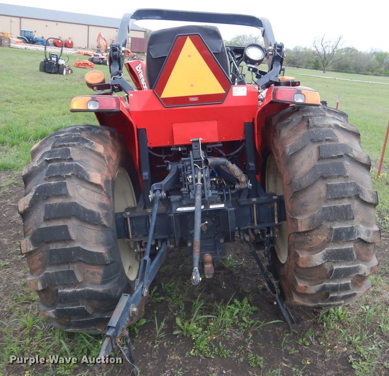 image for item ES9558 2007 Branson 4720i MFWD tractor