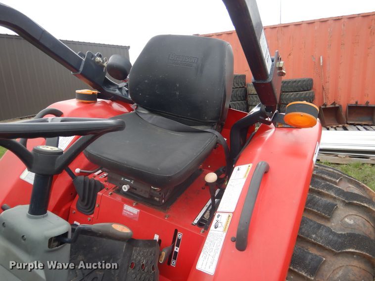 image for item ES9558 2007 Branson 4720i MFWD tractor