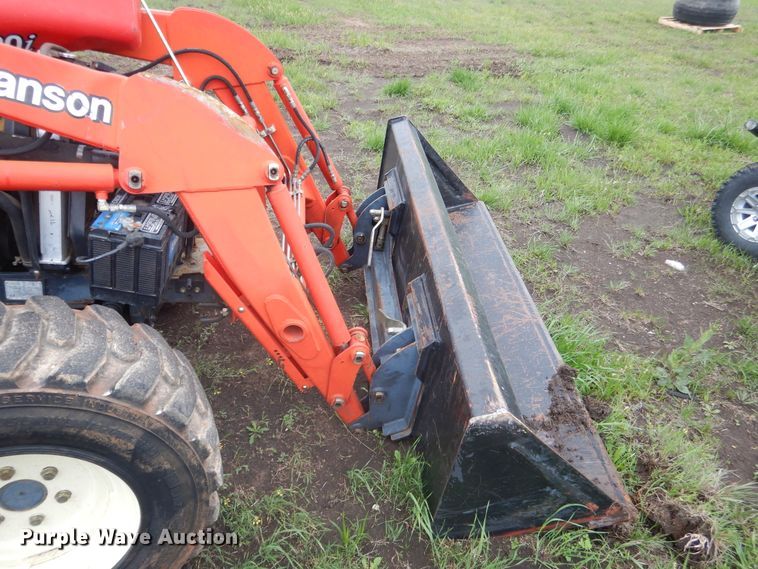 image for item ES9558 2007 Branson 4720i MFWD tractor